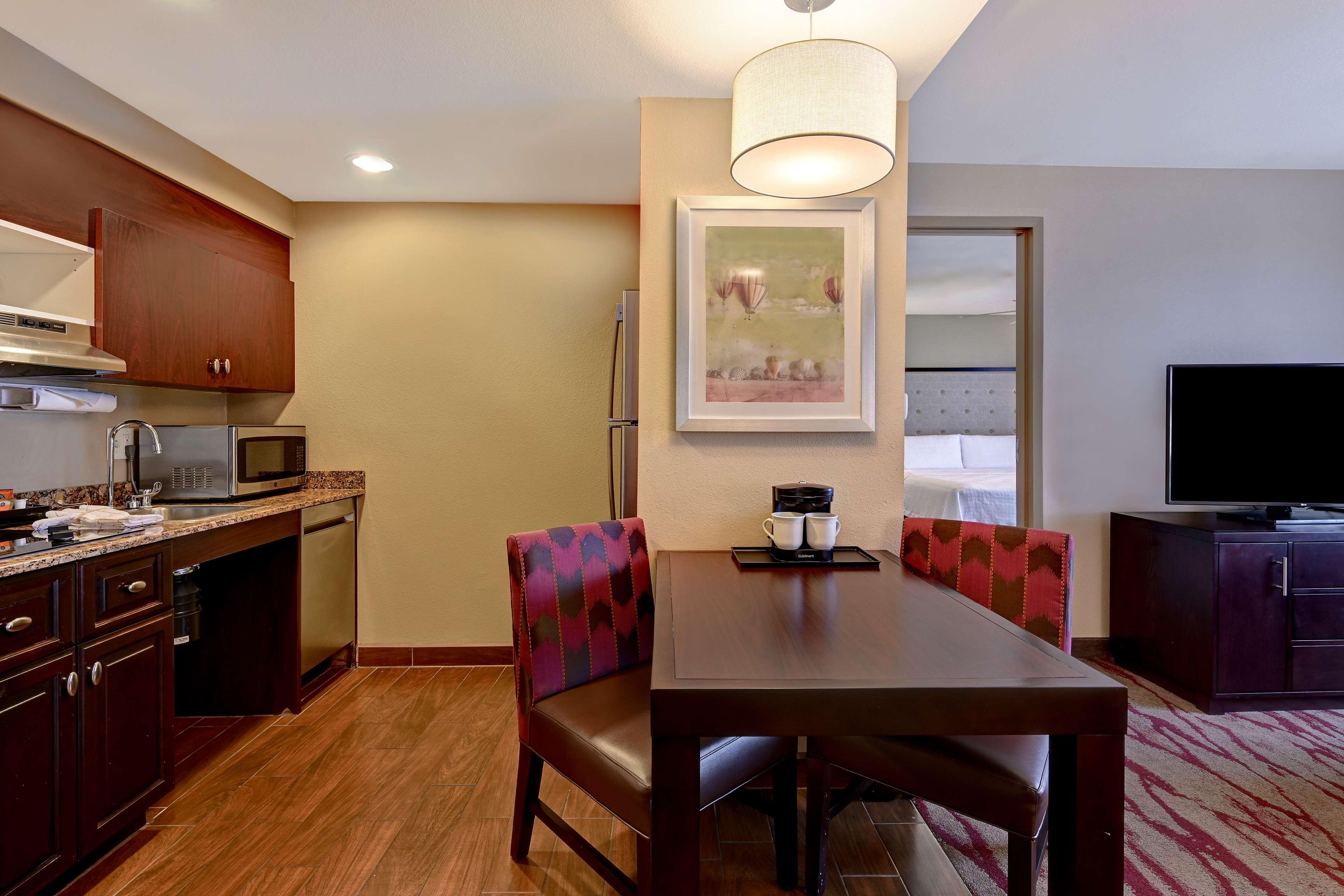 Homewood Suites By Hilton Albuquerque Airport Bagian luar foto