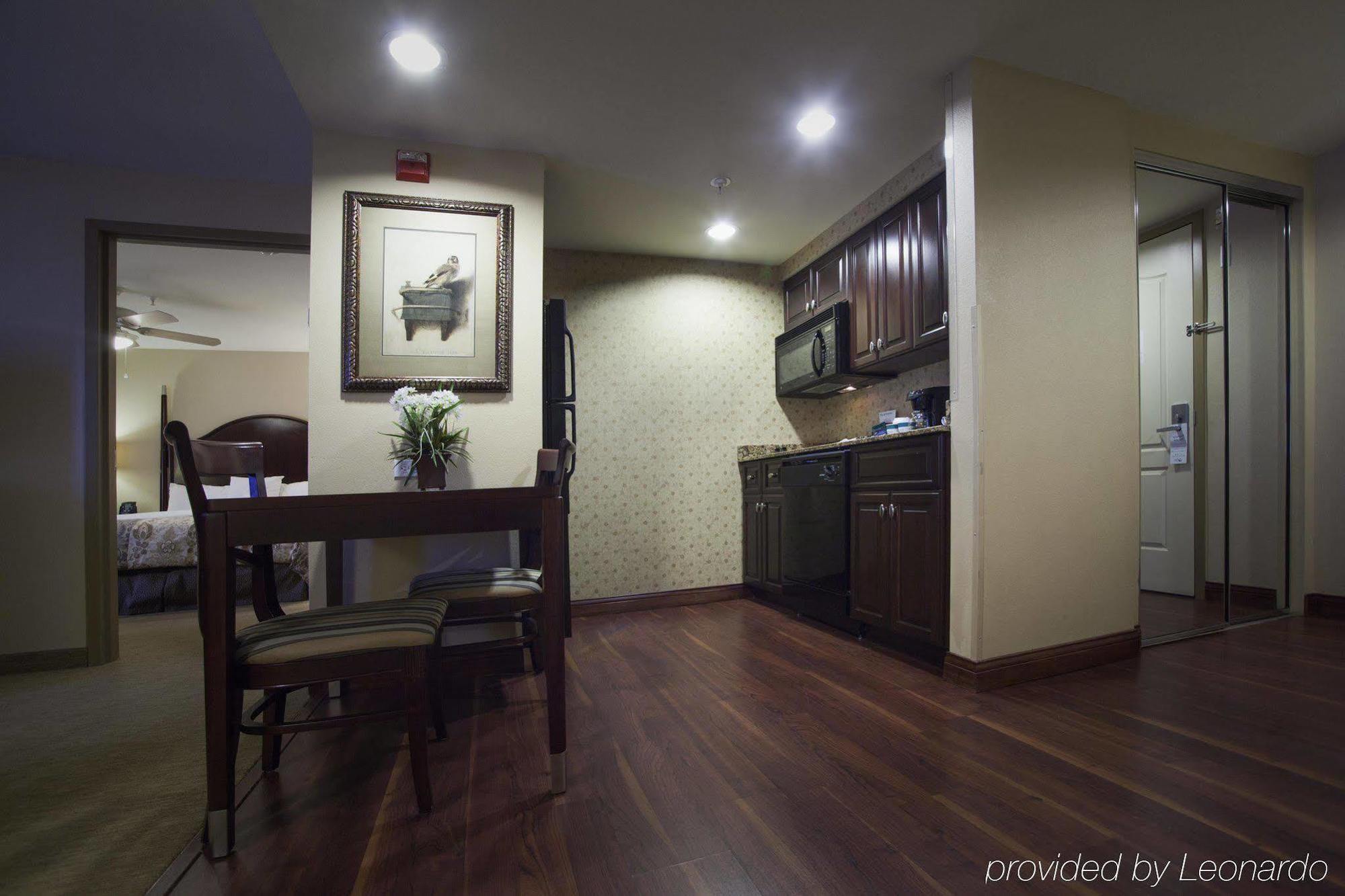 Homewood Suites By Hilton Albuquerque Airport Bagian luar foto